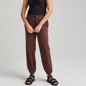 Richer Poorer Women's Recycled Fleece Classic Sweatpants Burgundy Red Size Large